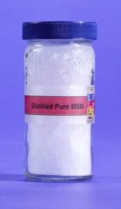 OptiMSM® nach Destillation. Es sind keine Verunreinigungen mehr vorhanden. Das Ergebnis ist nahezu 100% reines MSM.